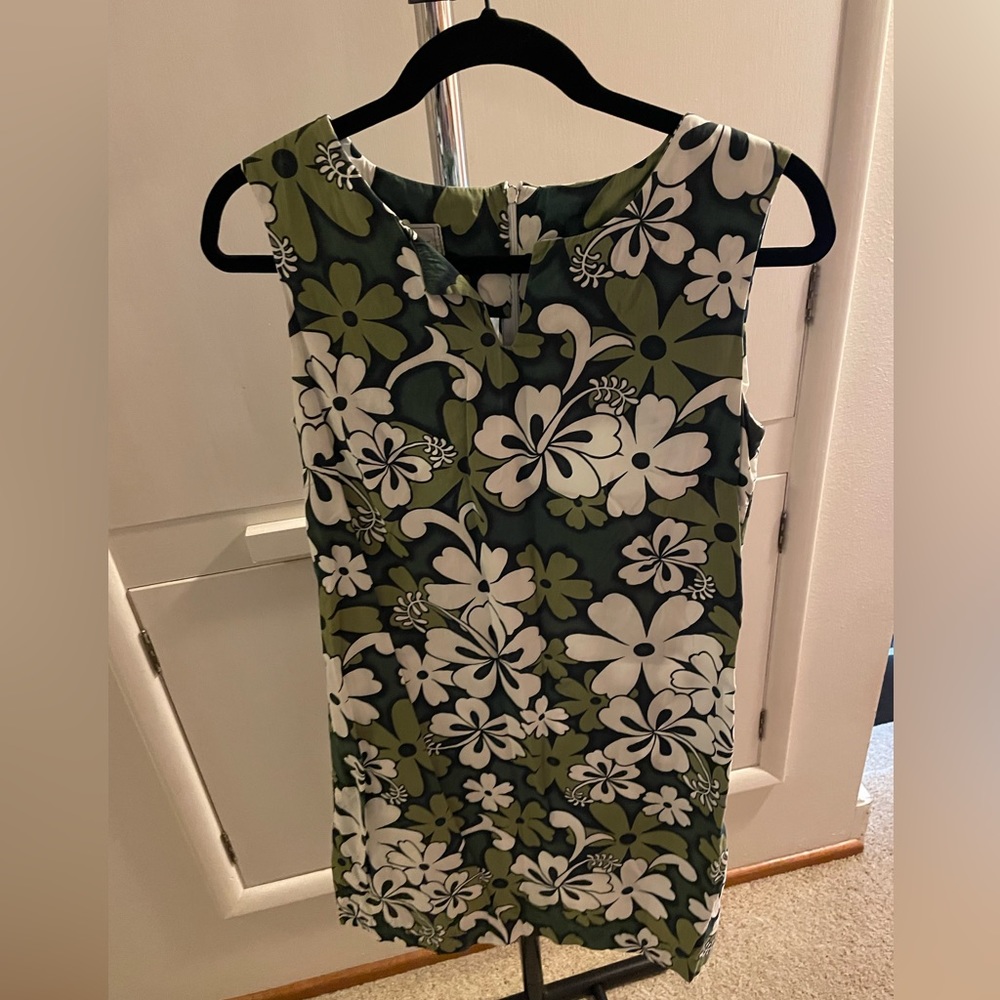 JD AZ vintage Hawaiian floral dress